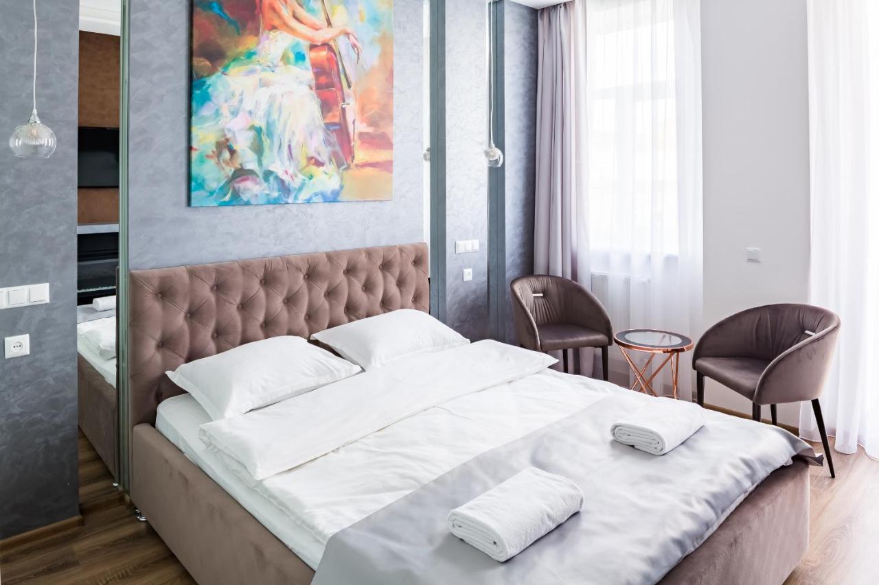 Royal Premier Apartment Lviv Buitenkant foto