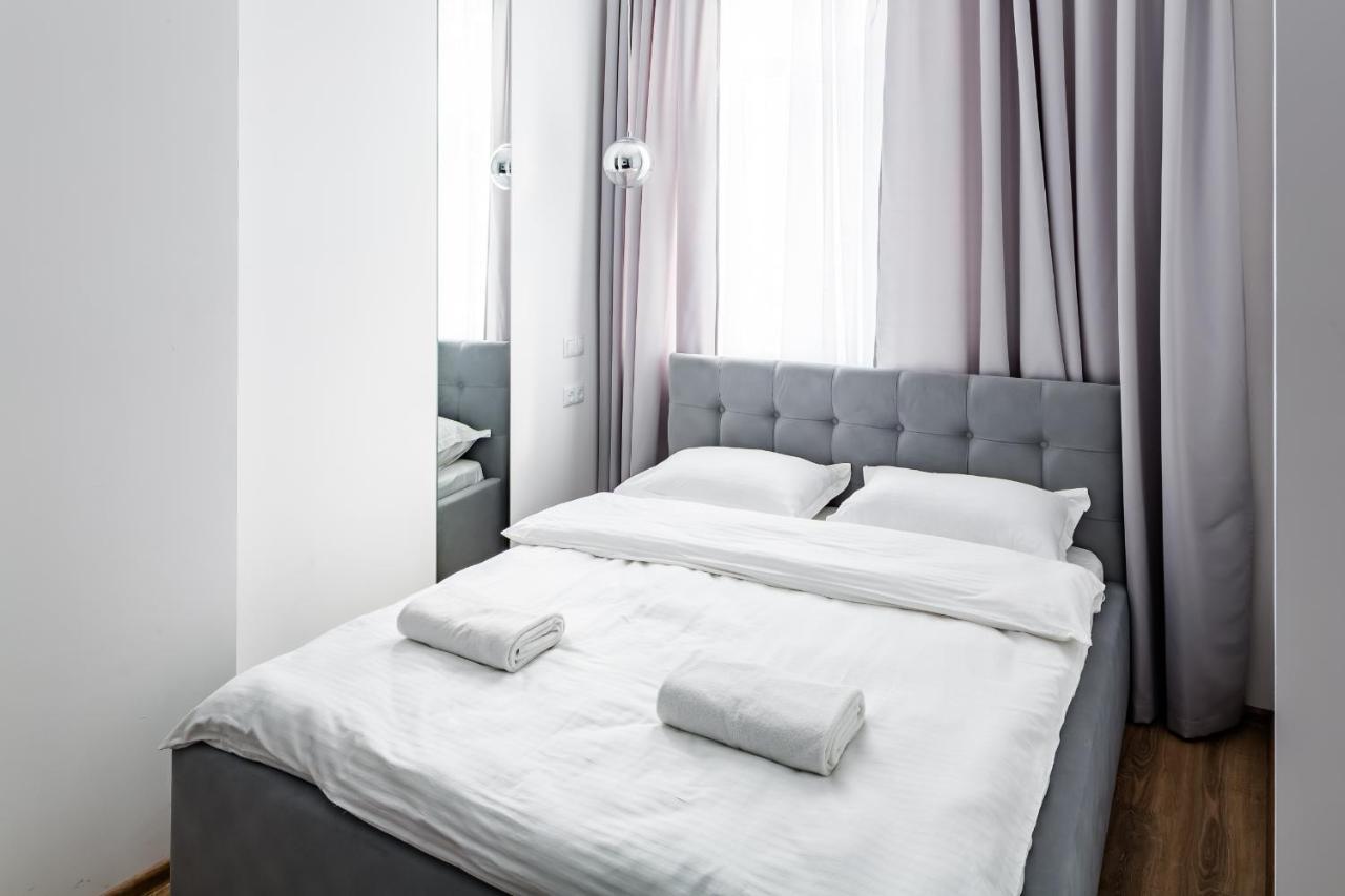 Royal Premier Apartment Lviv Buitenkant foto