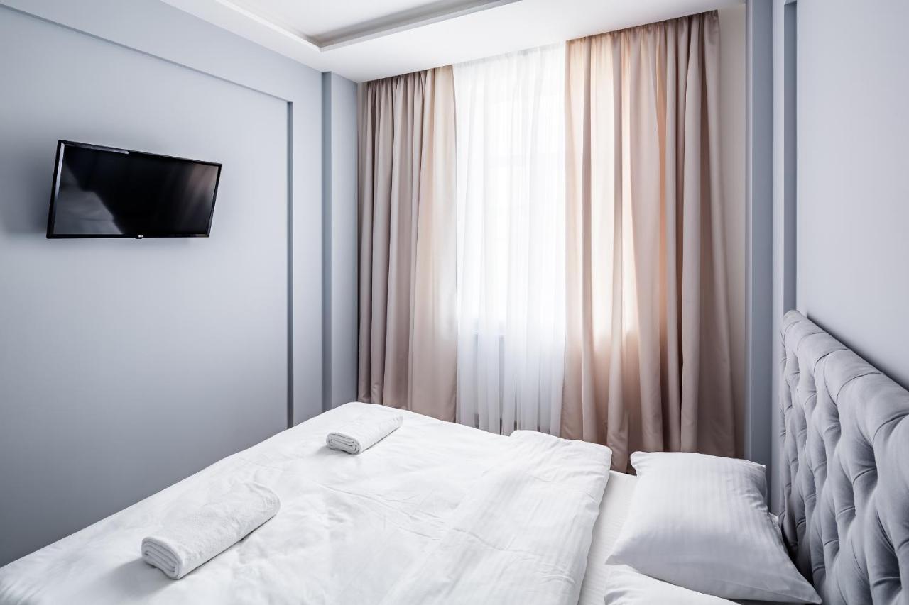 Royal Premier Apartment Lviv Buitenkant foto